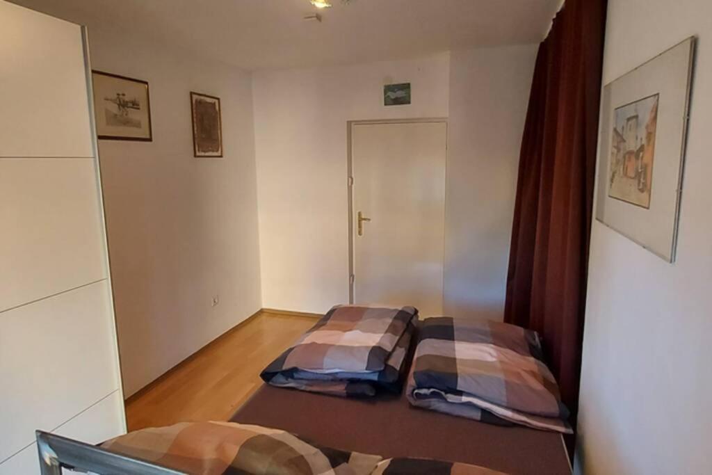 Quiet Apartment Close To Town Villach Buitenkant foto