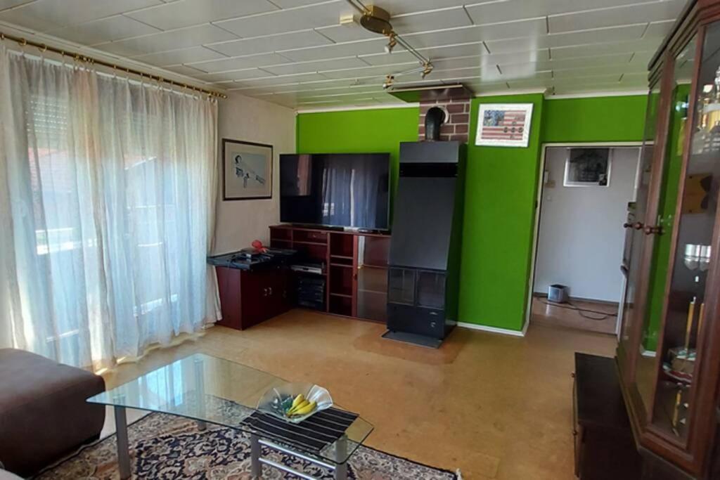 Quiet Apartment Close To Town Villach Buitenkant foto